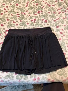 Old Navy Black Pleated Active Skort with Drawstring